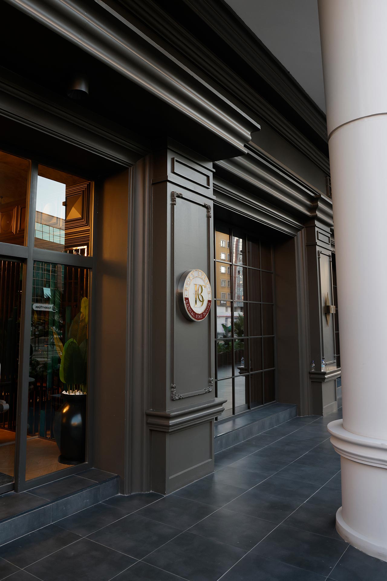 BOSY Chef's Casual Fine Dining Restaurant